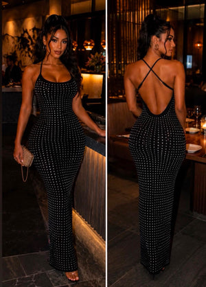 Amira Dress in black